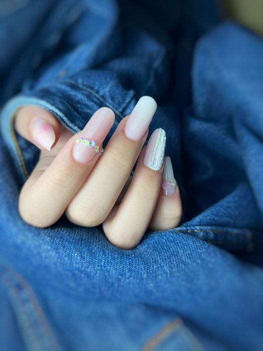 Unghii de vis într-un spațiu sigur și primitor