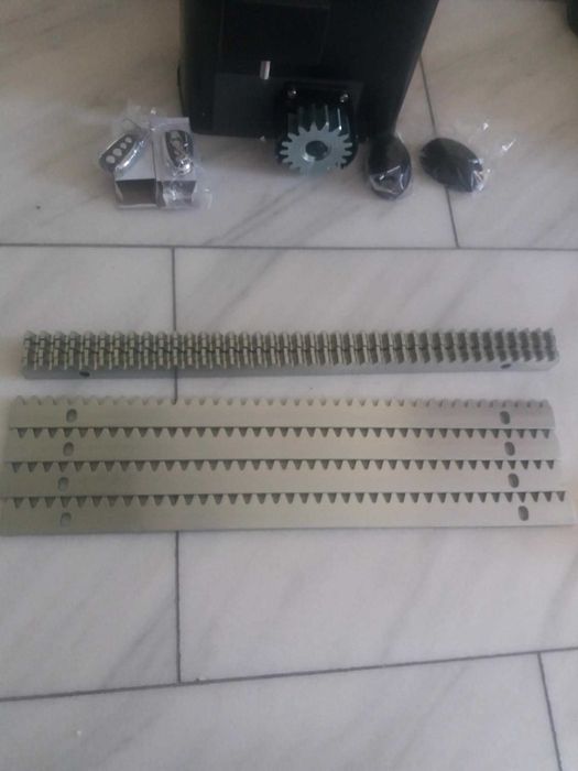 Automatizare poarta culisanta