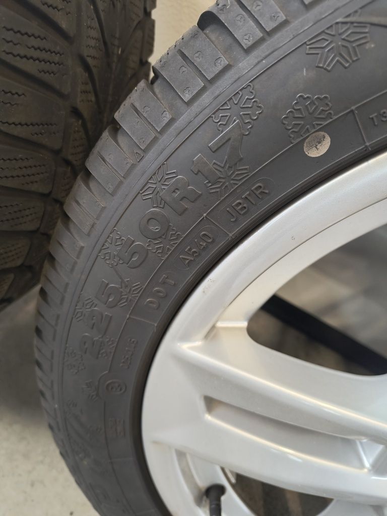 Set jante aliaj OEM pentru audi A4 B9 anv iarna Dunlop 225 50 17 6mm