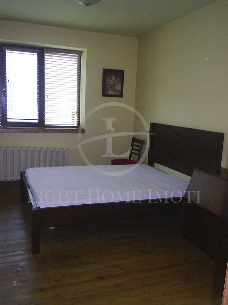 Продава се Етаж от къща в Пловдив, Център - 200 кв.м за 1530 €/кв.м - Снимка #2