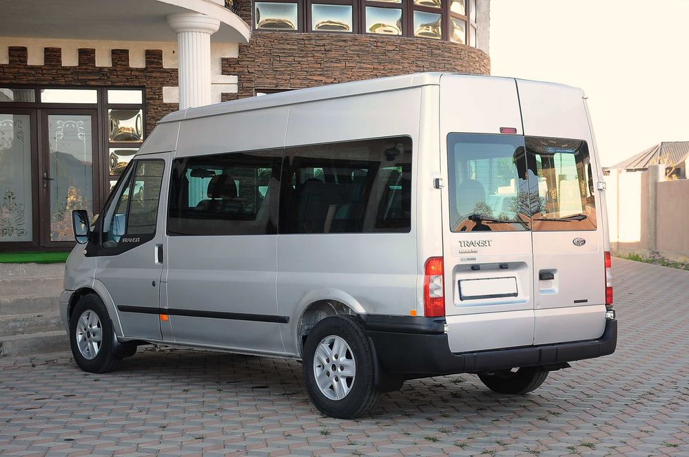 FORD Transit Maxi 8+1 locuri 2012 2.2TDCi 140CP E5 6 trepte AC Webasto