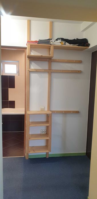 Apartament 2 camere în vilă cu curte. Parcare interioară.Str.Beiușului