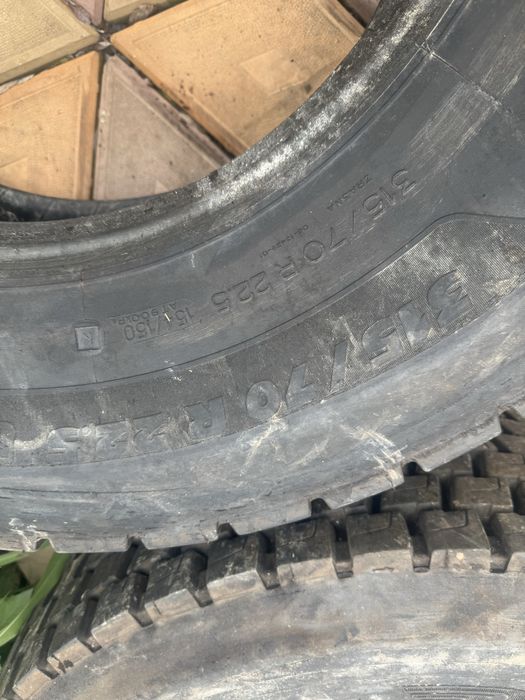 Anvelope camion cap tractor spate