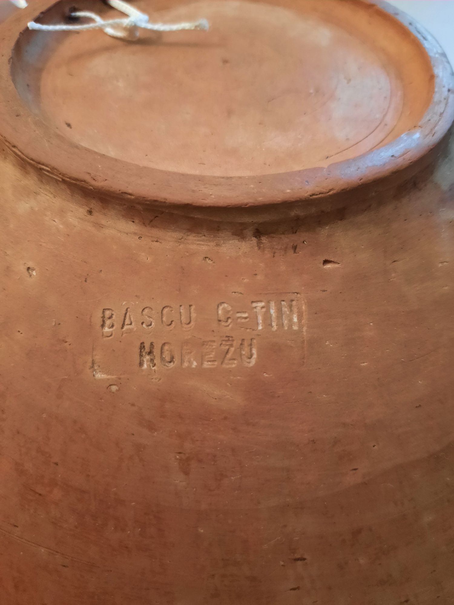 Farfurii din ceramică de Horezu, semnate pe spate 7 buc.