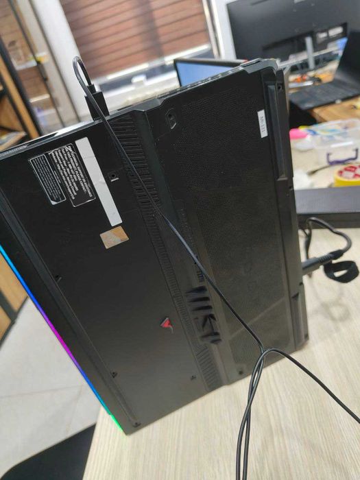 Продаётся MSI RAIDER GE78 HX 13V