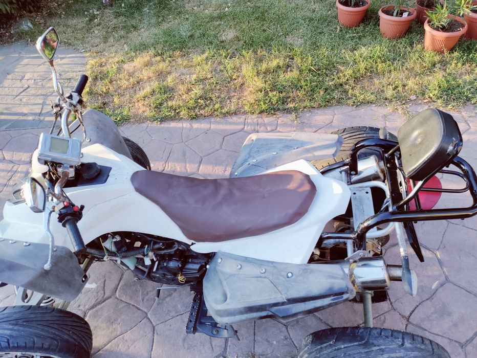 Vând ATV loncin 300cc
