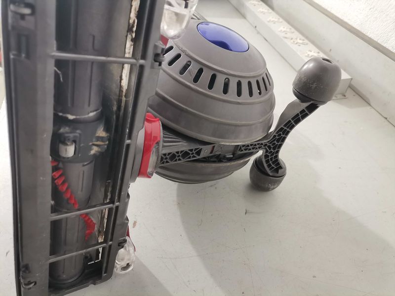 Прахосмукачка - Dyson DC 40  1100 W