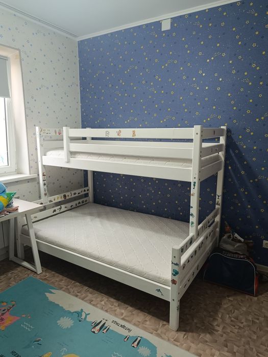 Продаём двухъярусную кровать