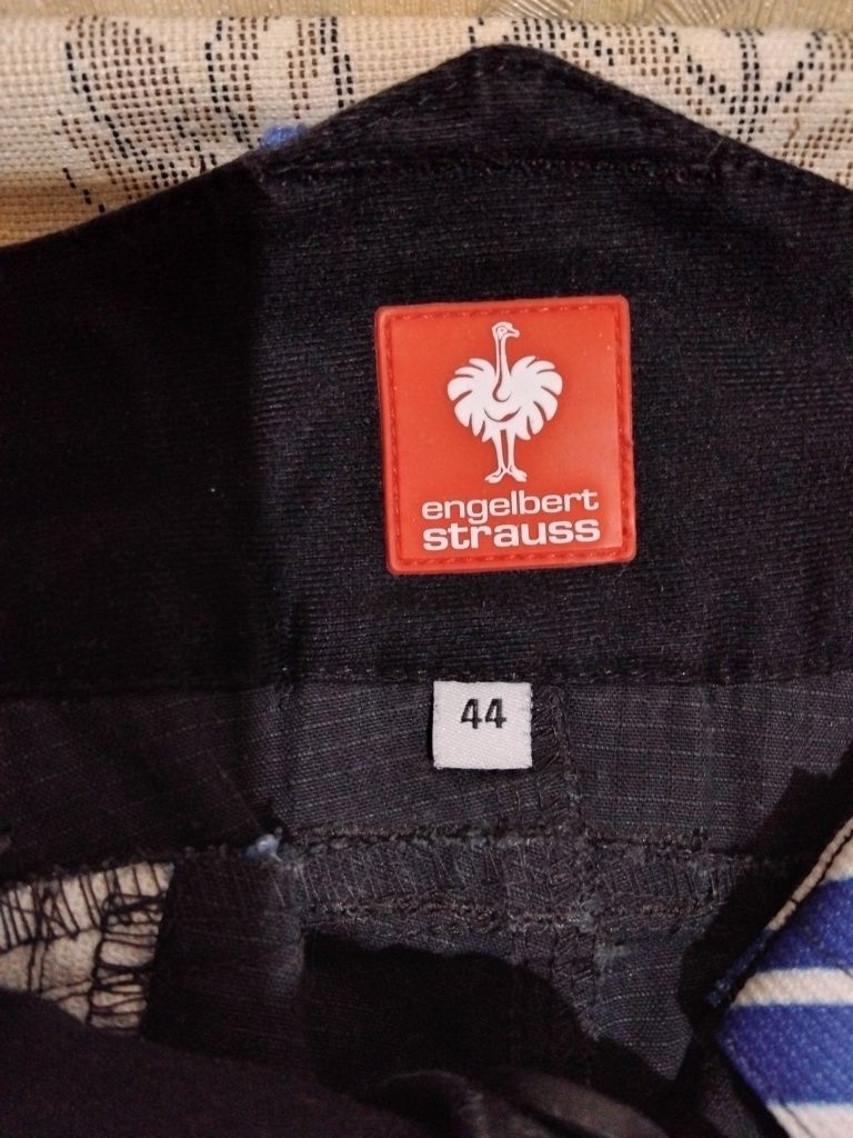 Pantaloni scurți Engelbert Strauss mărime  44