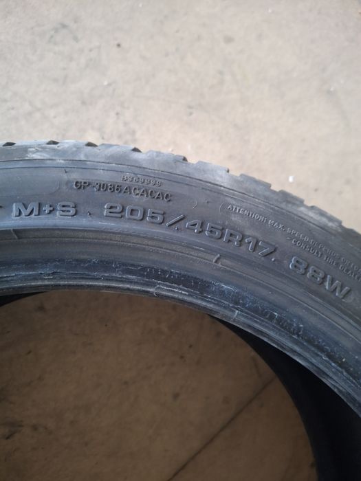 2 Anvelope 205 45 r17  M+S Goodyear