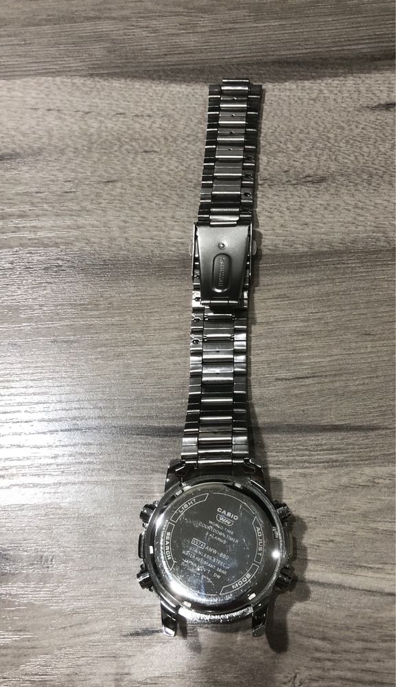 Уникадьные часы CASIO AWM-880