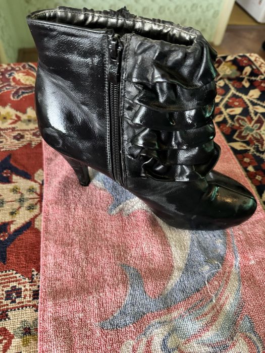 Pantofi cu toc eleganti zara piele naturala