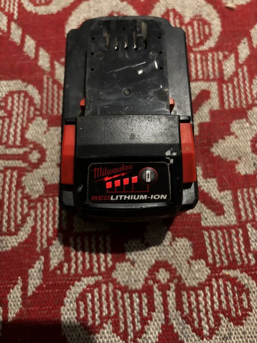 Батерия Milwaukee 18V 9Ah