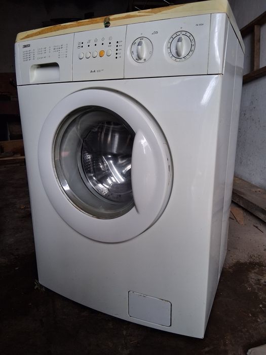 ZANUSSI пералня 850