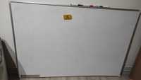 Vând whiteboard dimensiune 1,80 m/2 m