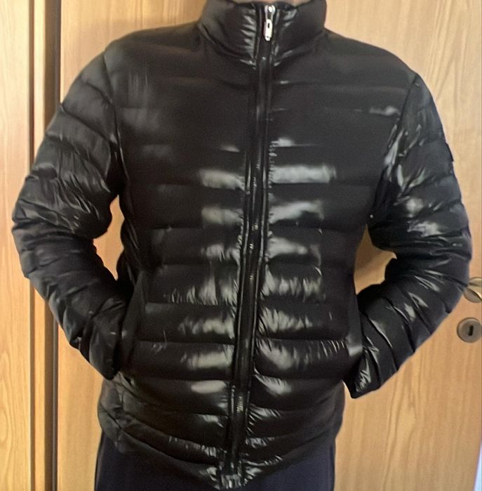 Geaca neagra sclipici