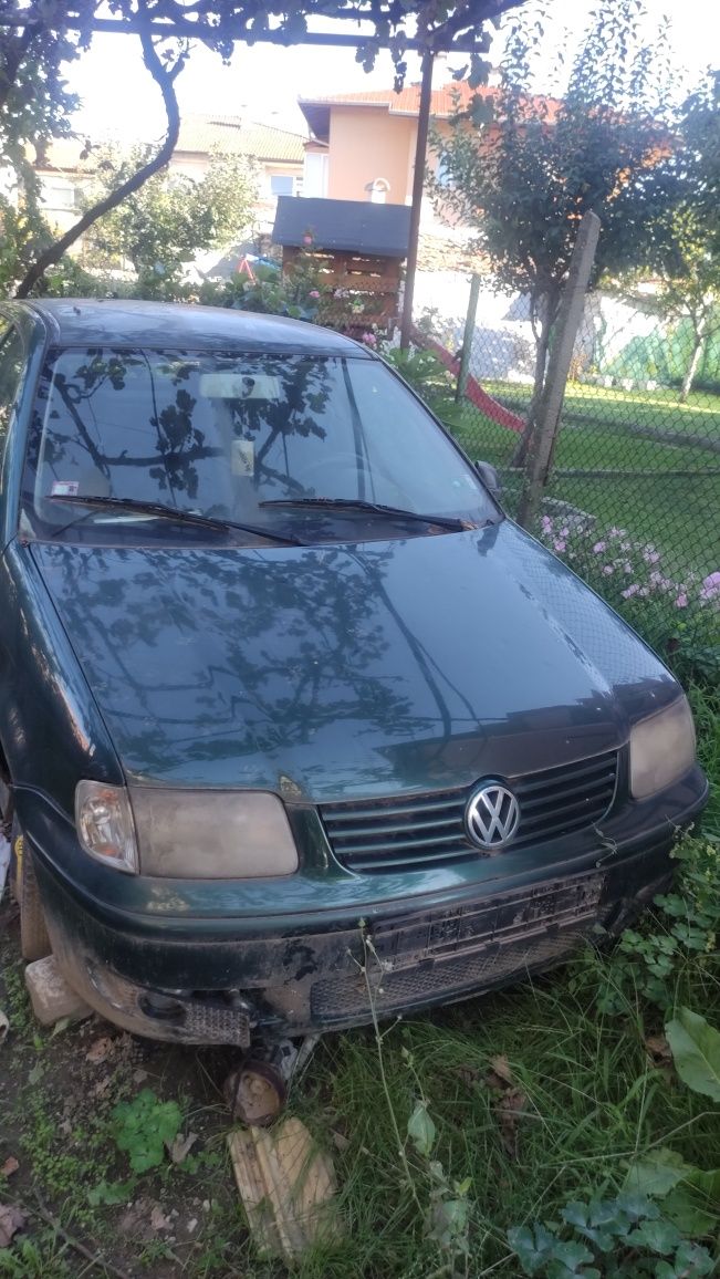 Vw polo 1.4 16v 2000г. На части