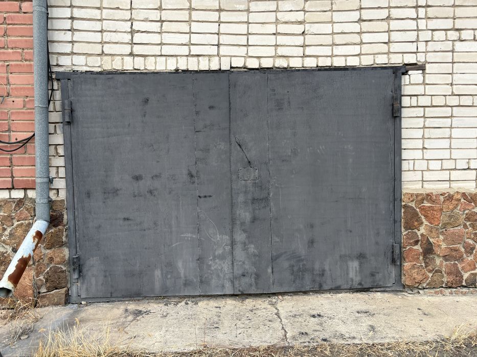 Продам ворота на гараж