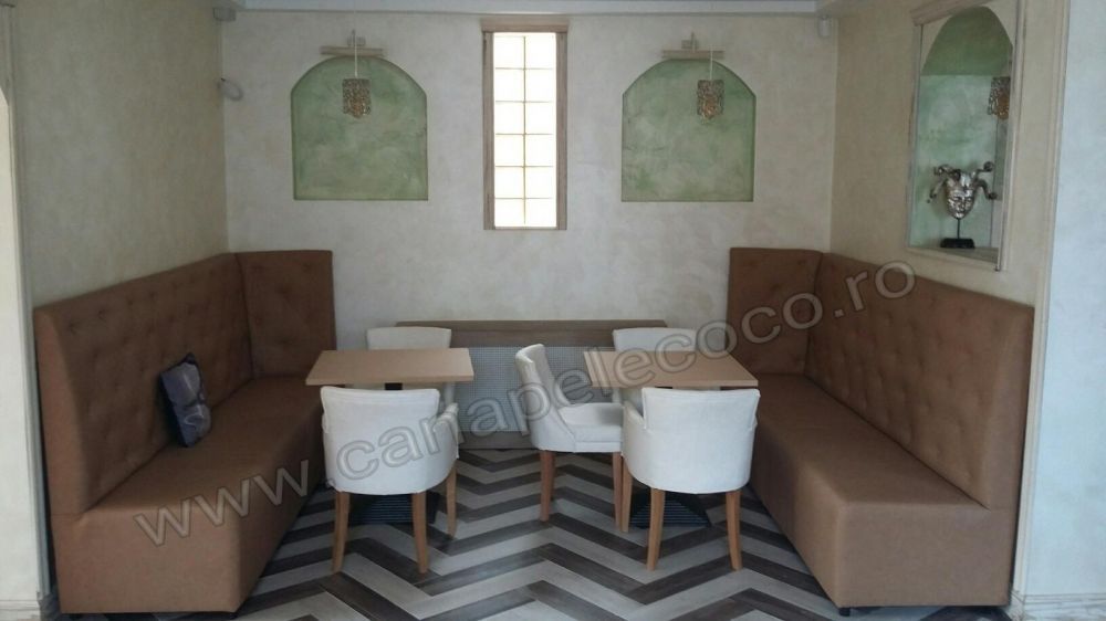 Canapea chesterfield gri