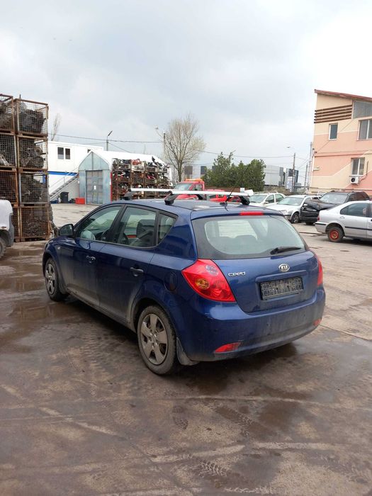 Kia ceed 1.4 /2009 Dezmembrez/Dezmembram