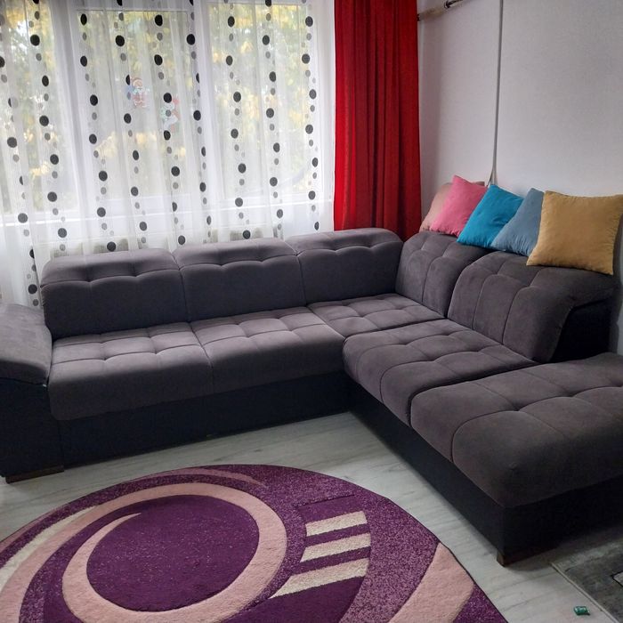 Canapea de catifea extensibila