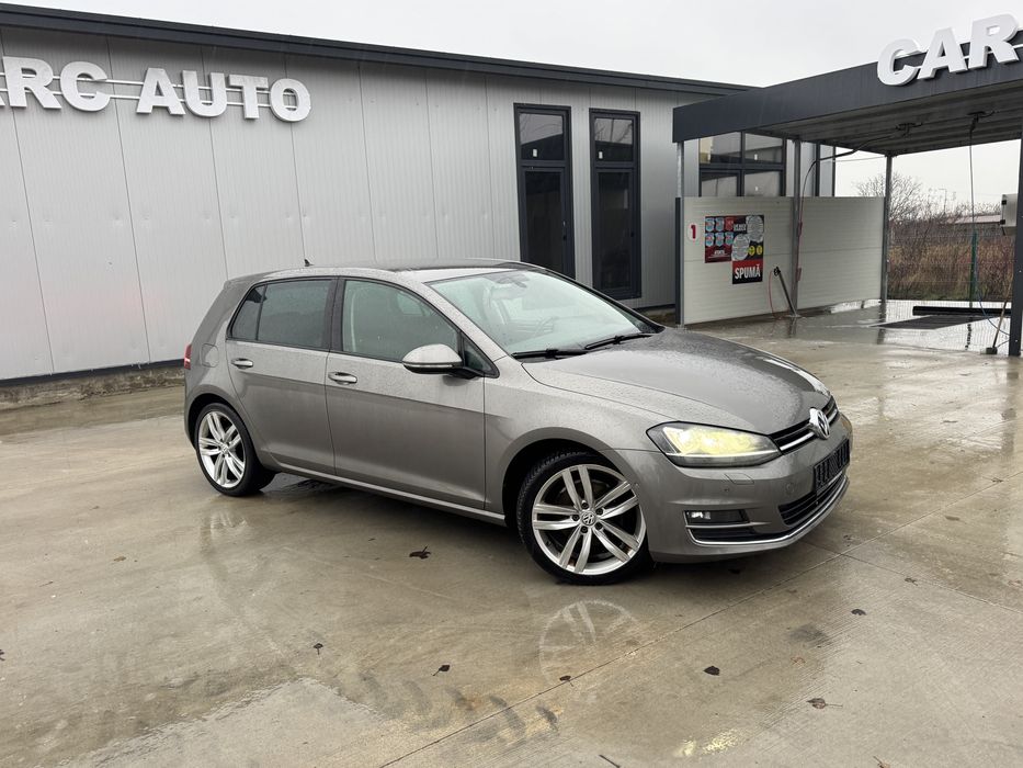 VW Golf 2014 Automat/bi xenon/navigatie/scaune incalzite/alcantara