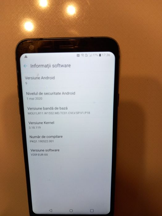 Vand Telefon mobil LG Q7