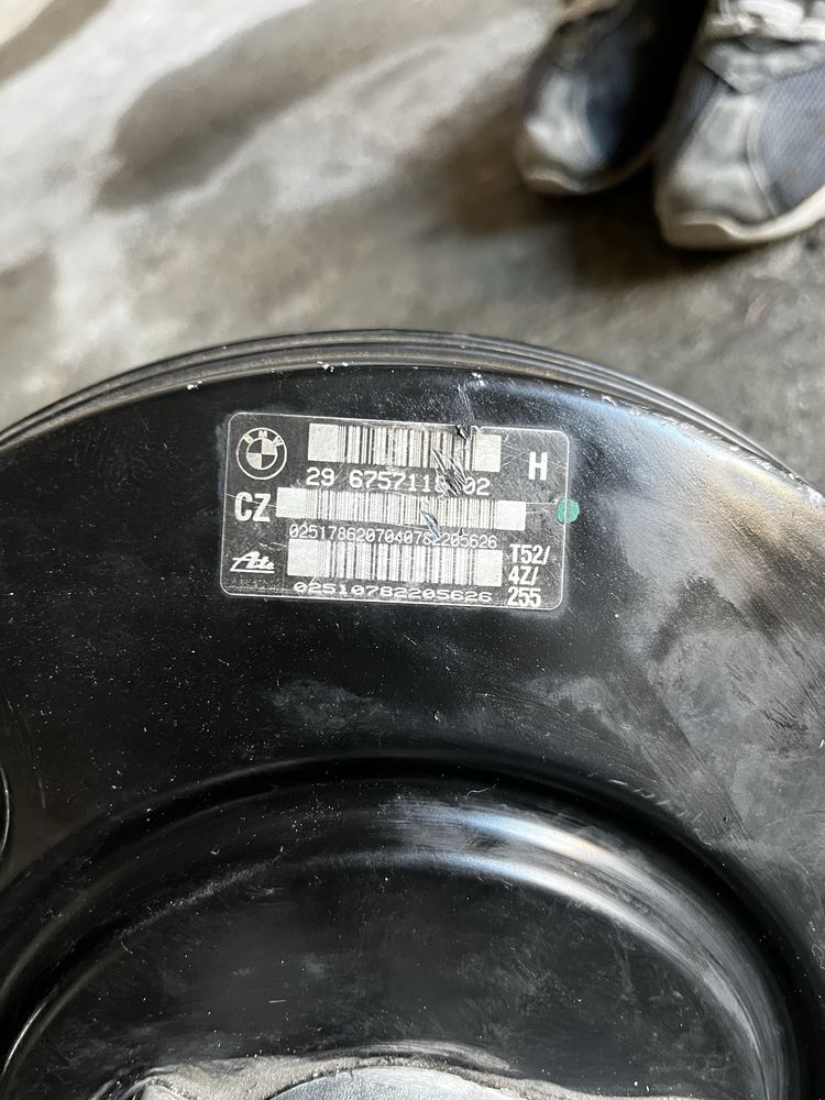 Продавам серво апарат за бмв е39