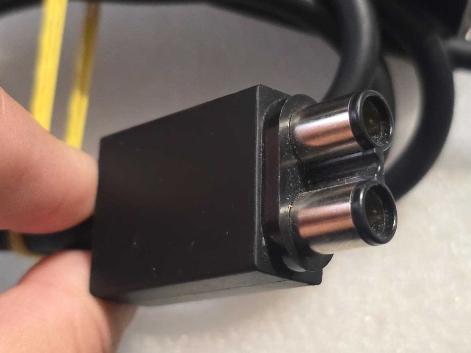 Alimentator Xbox One A13-203P1A, 12V 16.5A 198W - poze reale