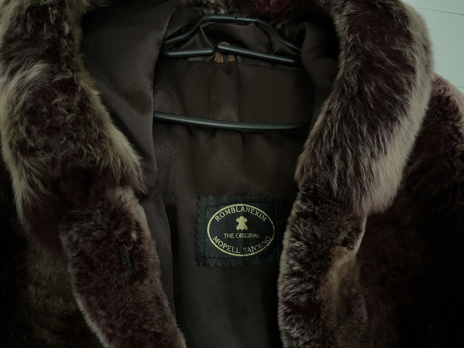 Vand haina blana naturala cu gluga