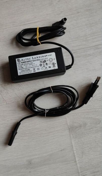 Încărcător alimentator boxa dock Altec Lansing 9606 mufa 4 pini 18V-1A