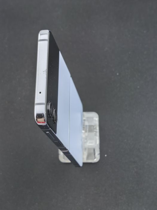 Samsung Galaxy Z Flip4 5G 128 GB-rya343