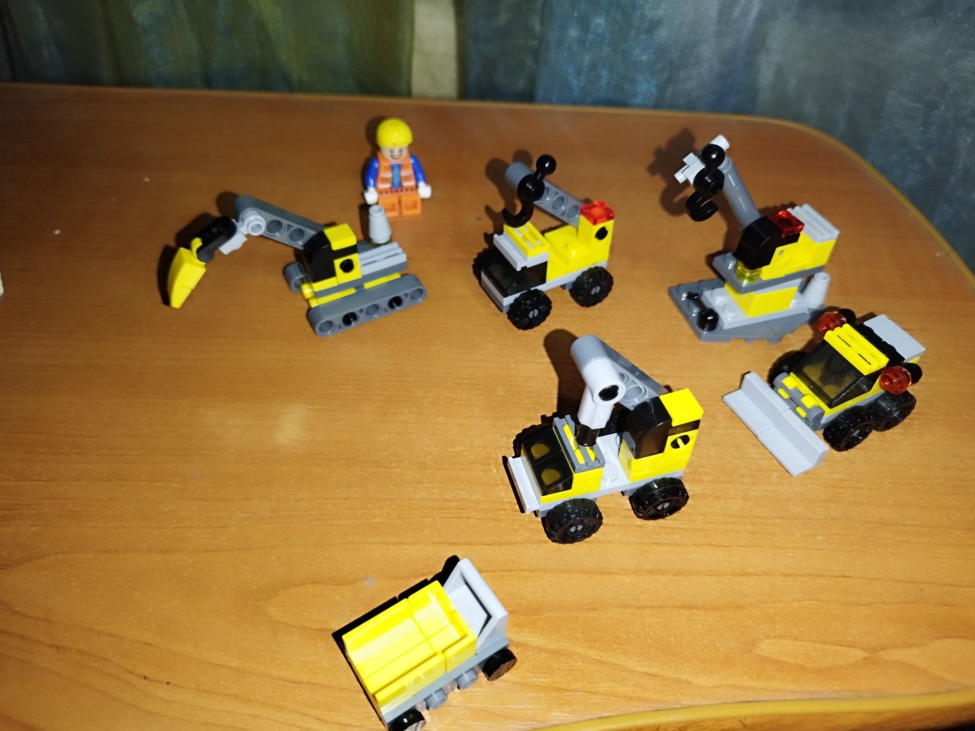 Lego 7 in 1 Construction set
