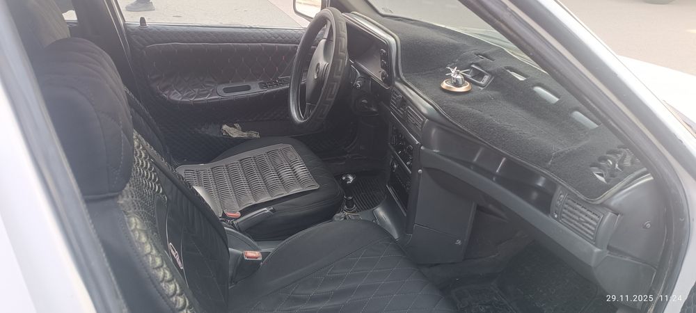 Нексия сотилади 1999