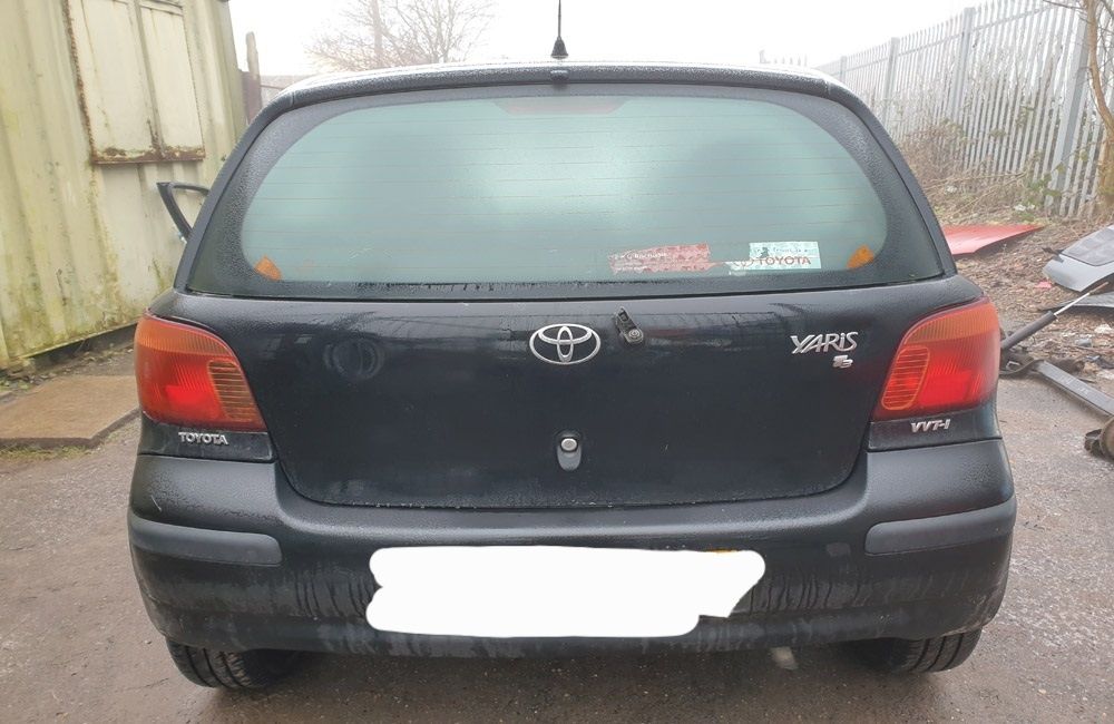 Toyota Yaris НА ЧАСТИ 1999Г.