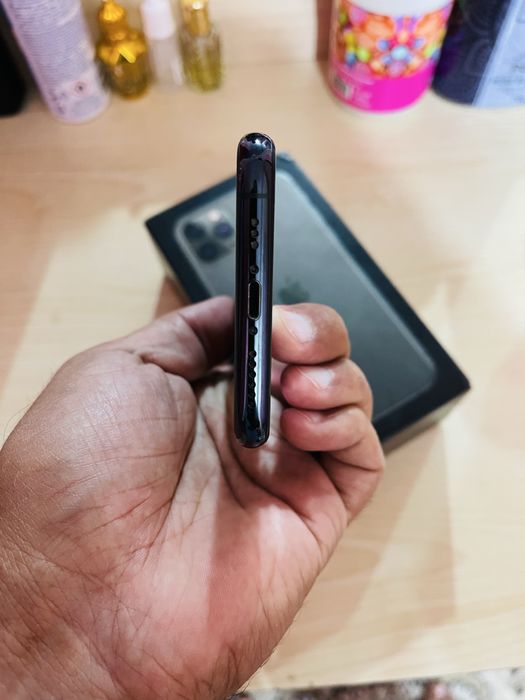 Продаю Iphone 11 pro 256 gb в идеальном состоянии
