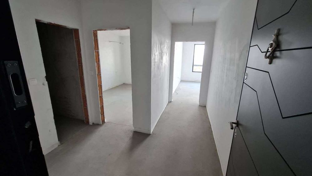 Продава се Двустаен апартамент в Пловдив, Христо Смирненски - 76 кв.м за 1208 €/кв.м - Снимка #1