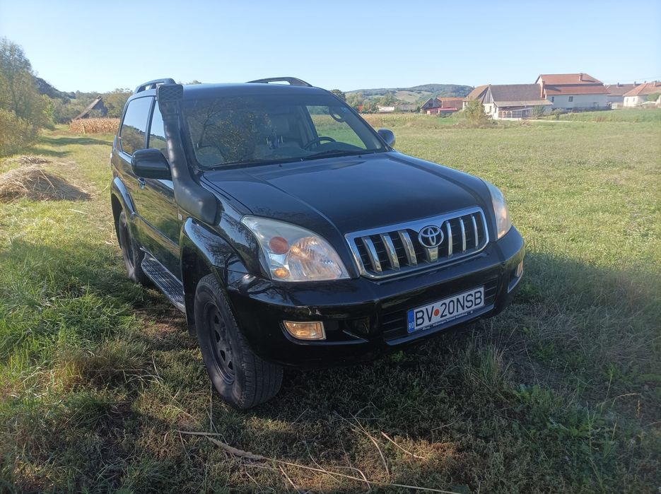 Vând Toyota Land Cruiser J 120 ,3 uși
