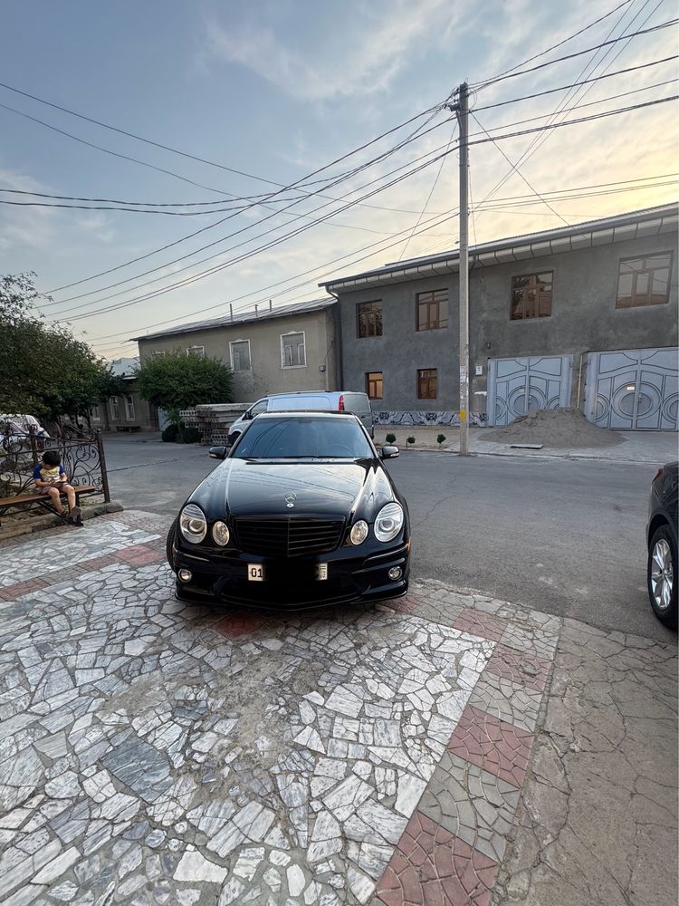 mersades AMG (6.3)