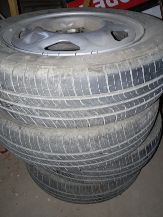 Спарк жентра шини