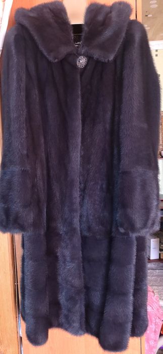Продам норковую шубу.