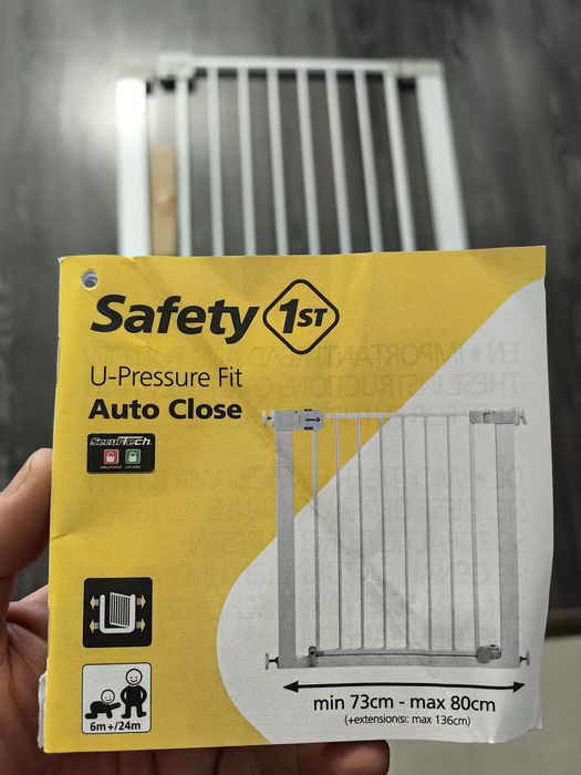 Poarta de siguranta copii Safety 1st Easy Close, metal, alb, latime aj