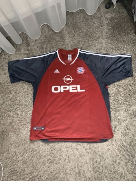 Tricou Bayern + Tricou Frankfurt