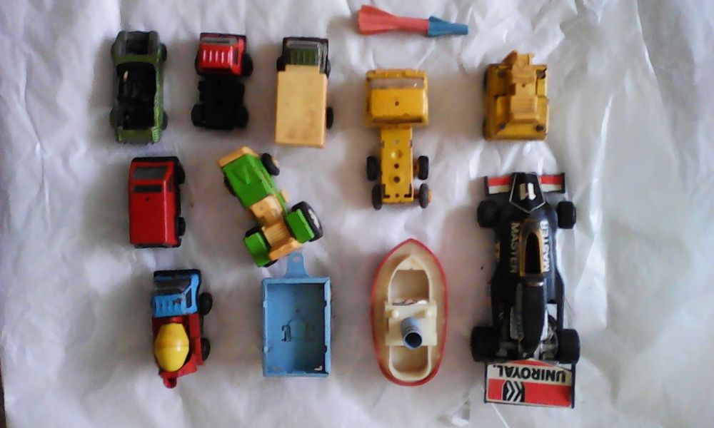 Колички и играчки от социализма