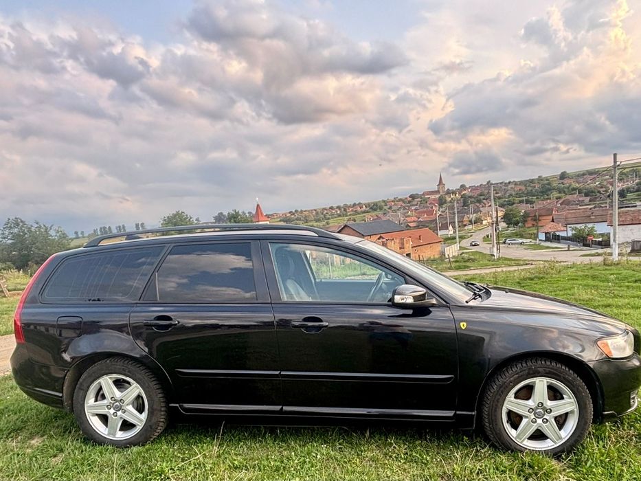 Urgent De Vânzare.Volvo V5 Anul fab 2008.Motor 2.0 Diesel