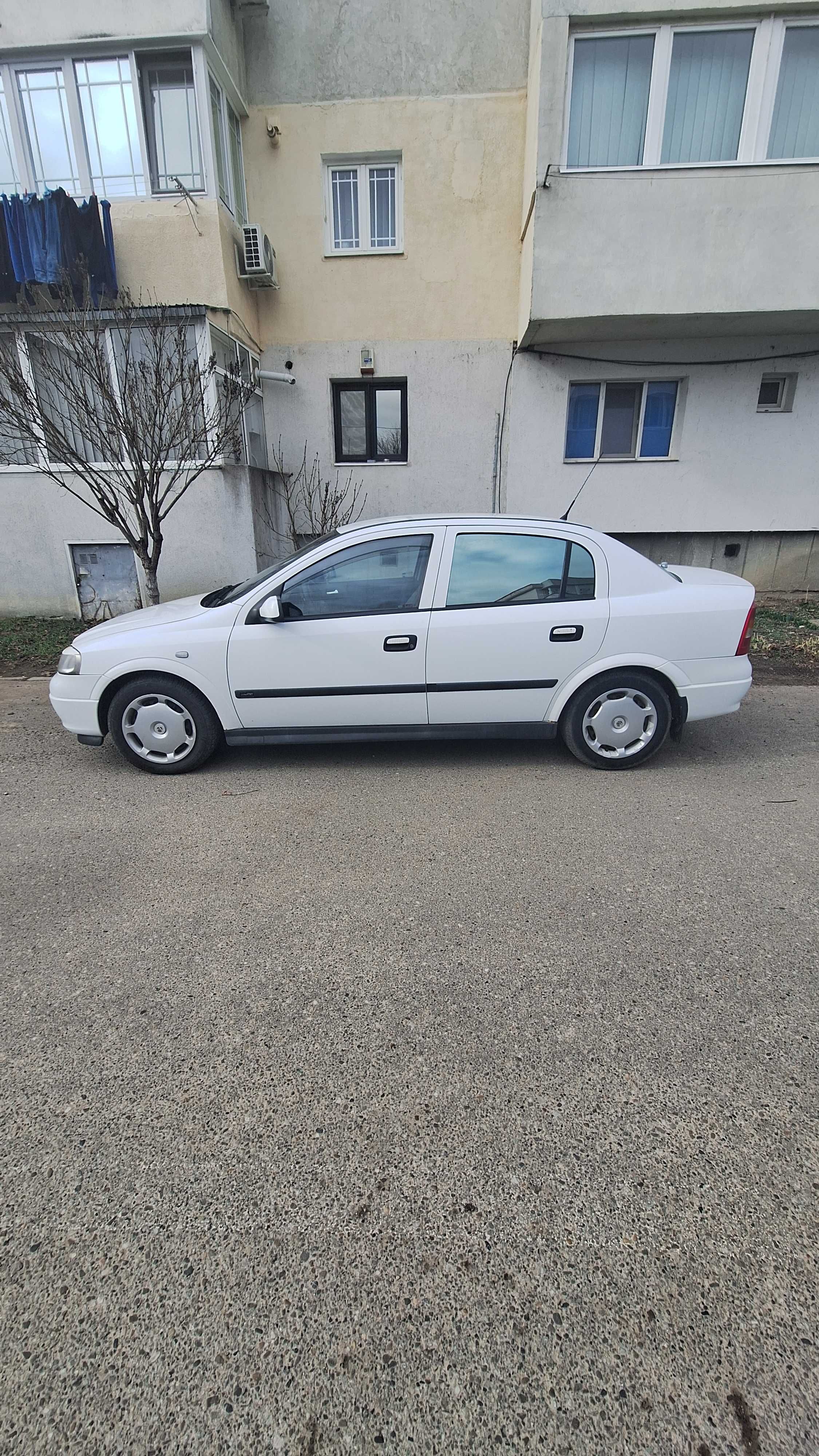 Opel astra G 2003
