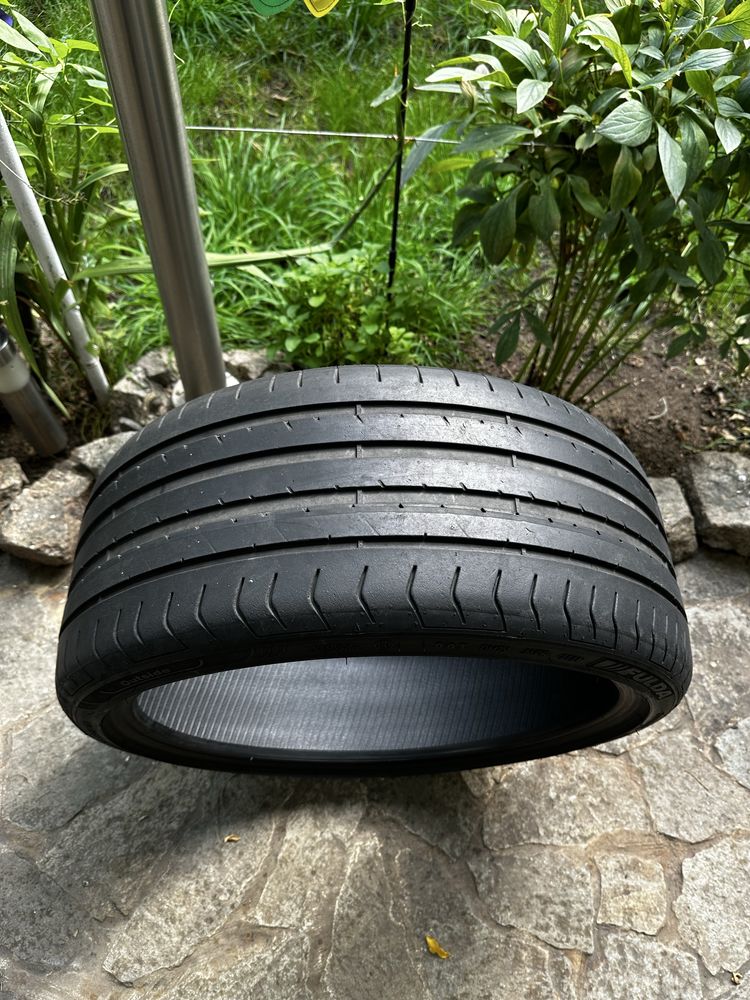 Anvelopa de vara 235/35 R19