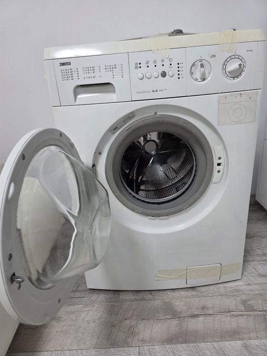 De prin sertar de vânzare gratis aparat foto unitate pc calculator