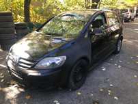 Dezmembrez VW Volkswagen Golf 5 plus negru 1.9 tdi BXE
