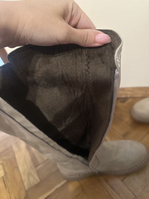 Ватирани ботуши нови